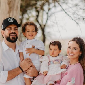 Biah Rodrigues é mãe de Fernanda, de 8 meses, e Theo, de 2 anos, do casamento com o sertanejo Sorocaba