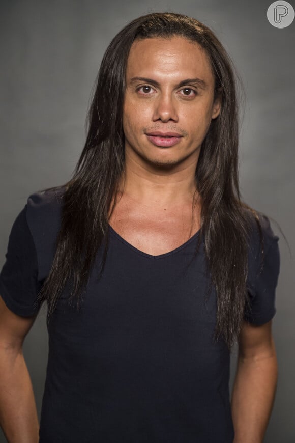 Silvero Pereira mudou de opinião sobre papel de travesti que marcou sua estreia na TV