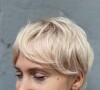 Milky blonde em cabelo curto: esse visual é inspirador para quem ama um hairlook moderno