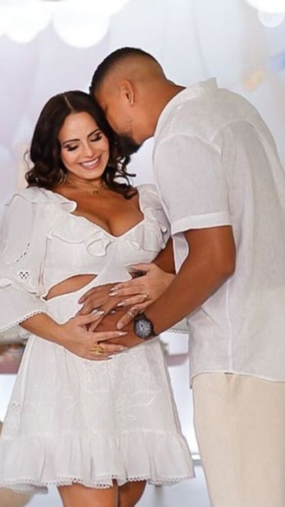 O bebê, que é fruto da relação da Viviane Araújo com Guilherme Militão, deve vir ao mundo no dia 3 de setembro