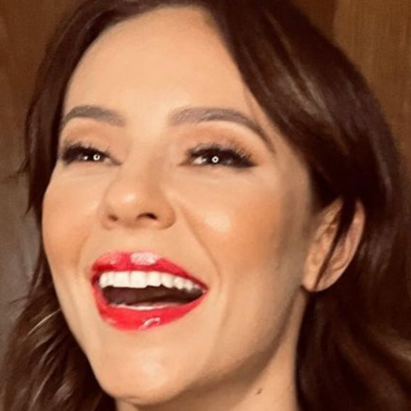 Paolla Oliveira voltou a ser destaque nas redes sociais nesta terça-feira (06)