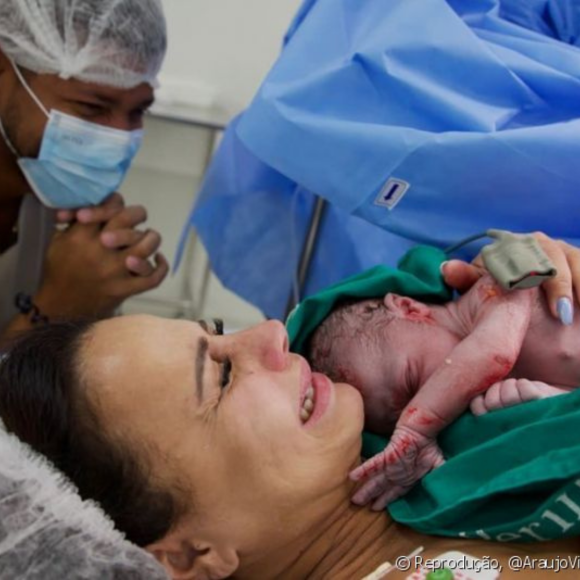 Primeiro filho de Viviane Araujo nasceu na tarde desta terça-feira