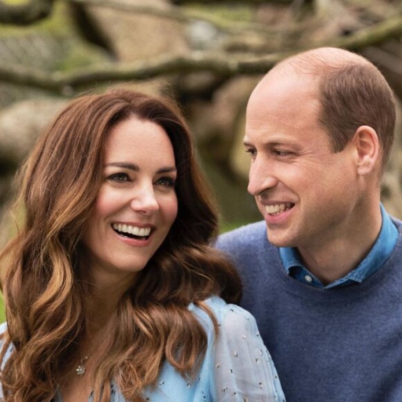 Kate Middleton e príncipe William devem herdar o título de princesa e príncipe de Gales