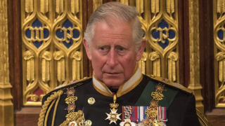 Se você se considera uma pessoa de muitas manias, espere até descobrir os hábitos bizarros do Rei Charles III!