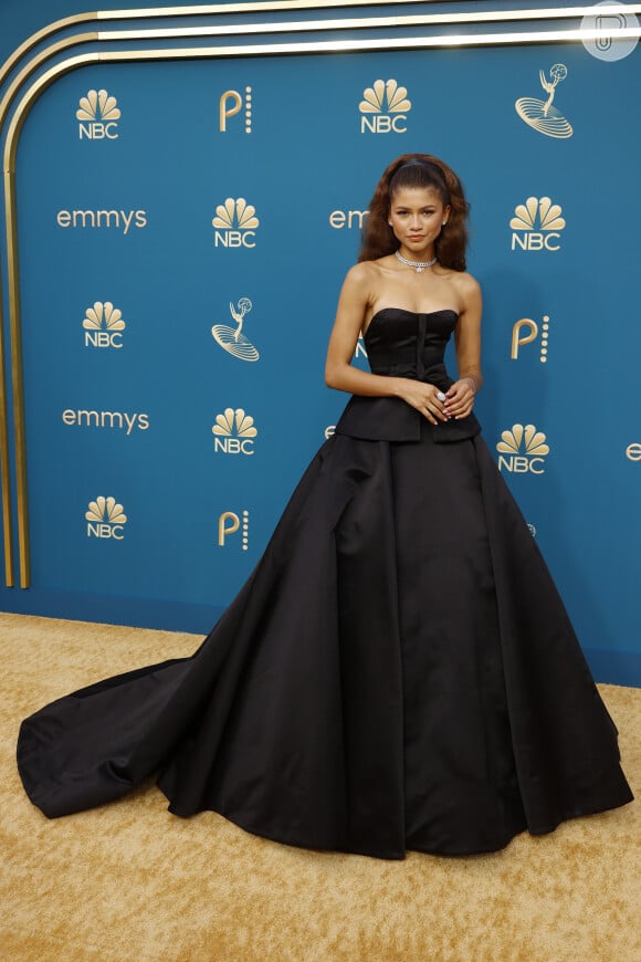A atriz Zendaya foi um dos grandes destaques da noite no Emmy 2022