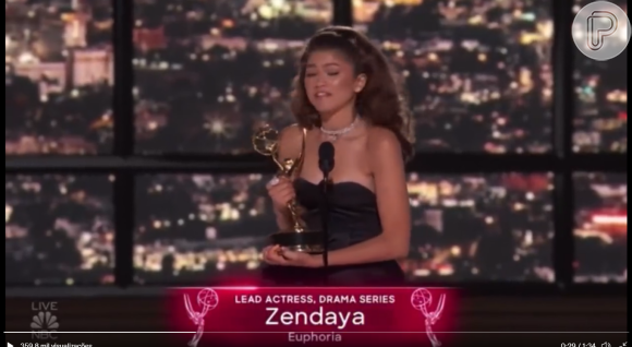 Zendaya fez discurso comovente no Emmy 2022 ao levar para casa a categoria de Melhor Atriz de série dramática