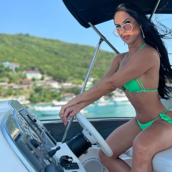 Graciele Lacerda: 'Amo verão, sol, praia... Nasci em Vila Velha, no Espírito Santo, e ir à praia sempre fez parte da minha rotina enquanto morei lá'