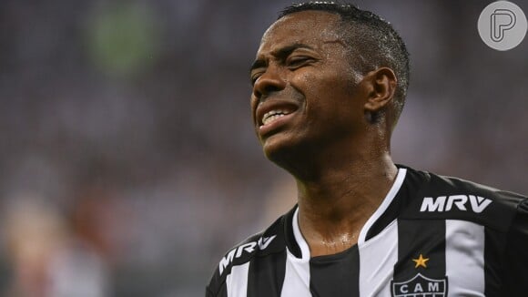 Atualmente, Robinho vive uma vida discreta no Brasil