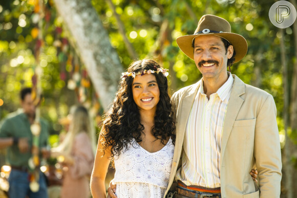 Tibério (Guito) e Muda (Bella Campos) festejam gravidez da jovem na novela 'Pantanal'