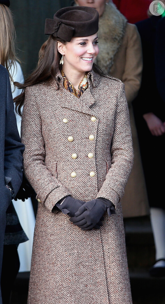 Kate Middleton comparece à cerimônia de Natal na Inglaterra, nesta quinta-feira, 25 de dezembro de 2014