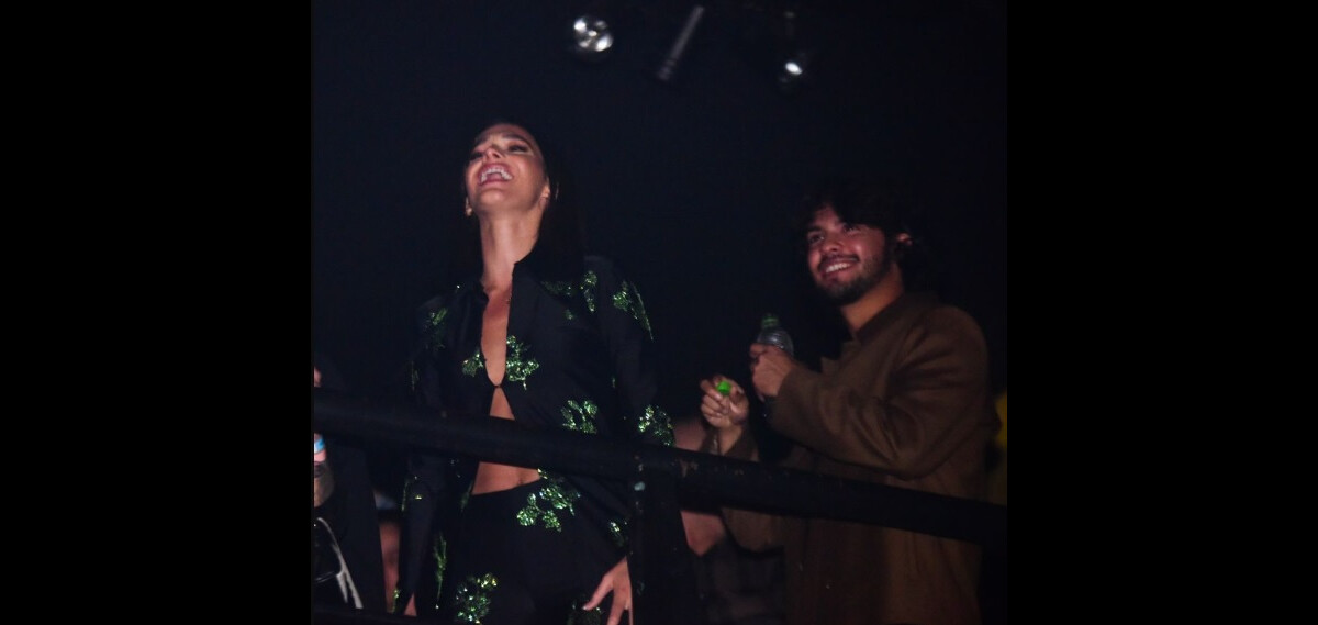 Shippa Foto: Web shippa Xolo Maridueña e Bruna Marquezine - Purepeople