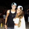 Neymar curtiu festa em Trancoso na noite de segunda-feira (29) ao lado da irmã, Rafaella, e de amigas