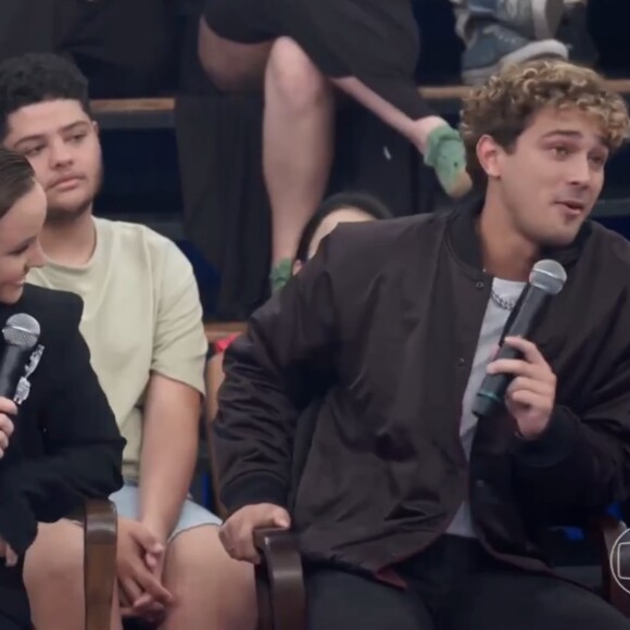 Larissa Manoela e André Luiz Frambach estão juntos há 3 meses após uma rápida relação em 2021