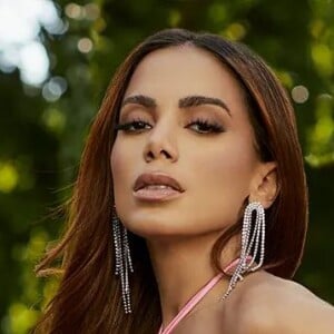 Anitta afirmou, no entanto, que vai continuar afastada da web