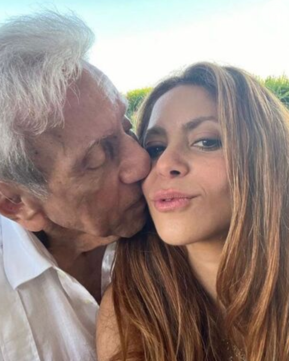 Pai de Shakira, William Mebarak Chadid tem 91 anos e sofreu um traumatismo craniano há quatro meses