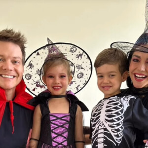 Thais Fersoza encheu o feed de amor ao mostrar como foi o Halloween com a família