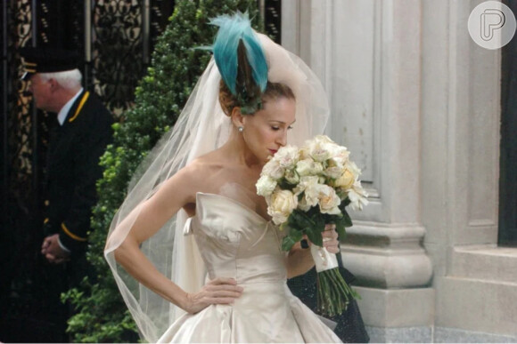 Vestido de noiva de Carrie Bradshaw é da estilista Vivienne Westwood