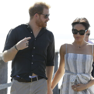 Segundo a especialista, Príncipe Harry e Meghan Markle já moram em casas separadas