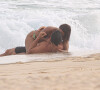 Novela 'Travessia': Lucy Alves e Romulo Estrela gravaram cenas de beijo de Brisa e Oto em uma praia do Rio de Janeiro