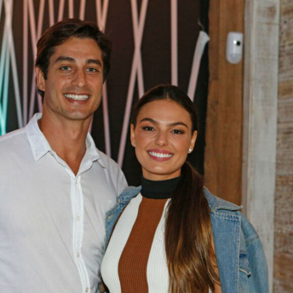 Isis Valverde e André Resende se reuniram para o aniversário de Rael, filho do ex-casal 