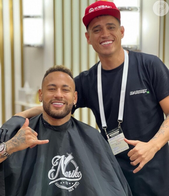 O registro foi feito no perfil do Instagram de Nariko, o cabeleireiro oficial de alguns jogadores da Seleção Brasileira