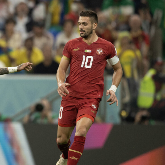 Neymar foi o jogador que mais recebeu faltas na primeira rodada da Copa do Mundo; foram sete nesta única partida