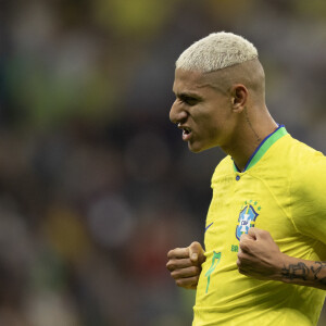 Richarlison prometeu fazer tatuagem caso o Brasil seja campeão da Copa do Mundo 2022