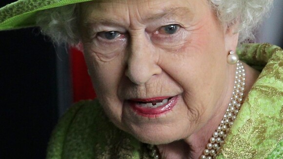Amigo da Rainha Elizabeth II revela causa da morte da monarca escondida pela Família Real. Confira!