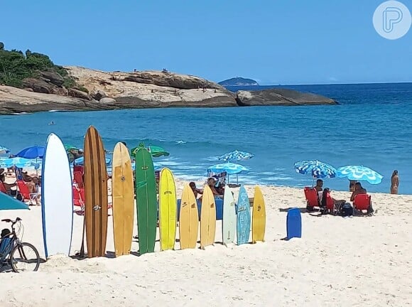 No Instagram, Caio Castro publicou foto do mar: 'Qual é o tamanho da sua onda?'