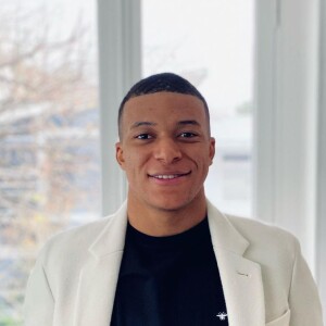 Mbappé paga R$ 164 mil por mês de aluguel em cobertura