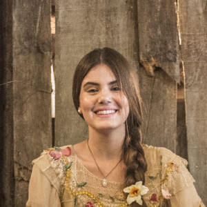 Camila Queiroz atuou na novela 'Êta Mundo, Bom!'