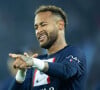 Neymar é expulso de partida e torcedores apontam tática do jogador