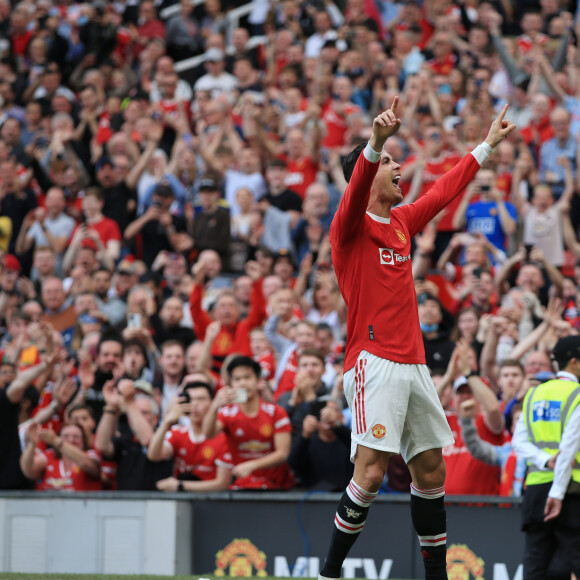 Cristiano Ronaldo viveu momentos conturbados no Manchester United