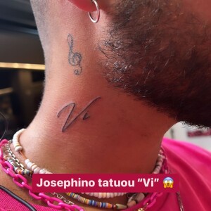 Zé Felipe tambpem tatuou o apelido de Virgínia no pecoço