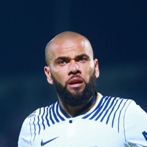 Daniel Alves passou a segunda noita na prisão neste domingo