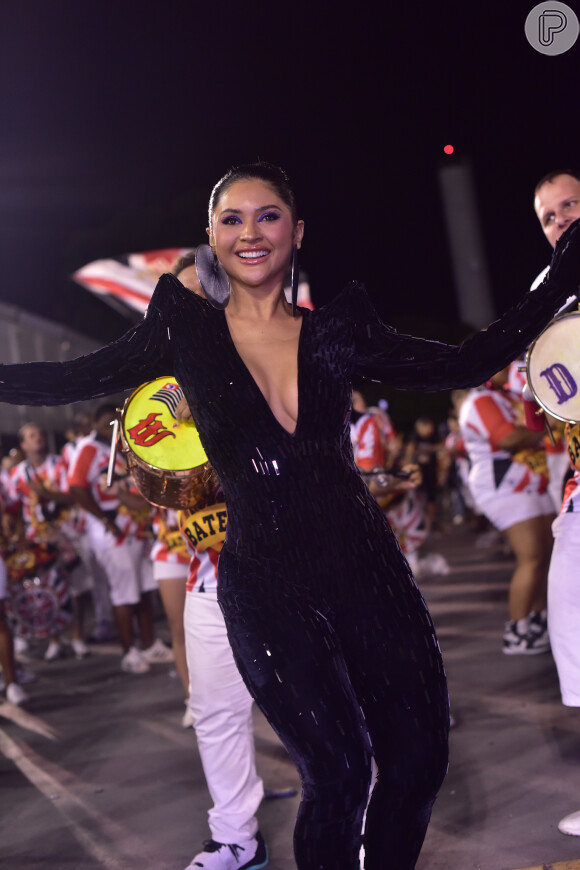 Mileide Mihaile é a rainha de bateria da Independente Tricolor no carnaval 2023; escola abre os desfiles de sexta-feira 17 de fevereiro de 2023