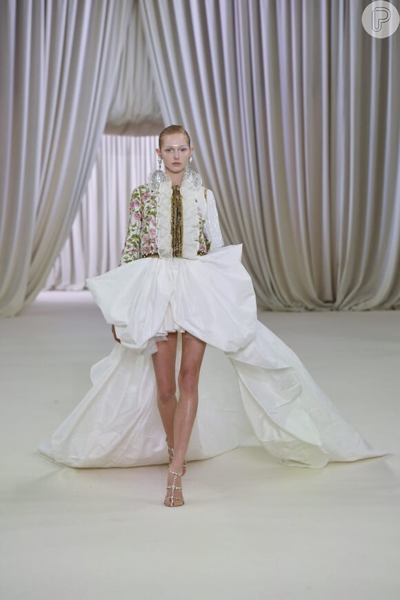 As inspirações para vestido de noiva se multiplicaram nos desfiles da Alta-Costura da Paris Fashion Week
