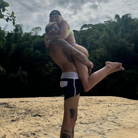 Os rumores do affair entre Karoline Lima e Gui Araújo surgiram em setembro de 2022