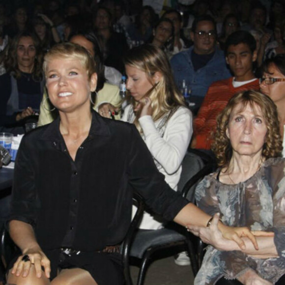 Xuxa Meneghel perdeu a mãe, dona Alda, em maio de 2018 depois da genitora enfrentar Mal de Parkinson por 10 anos