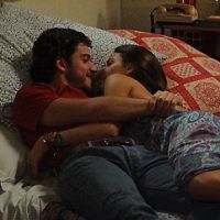 'Boogie Oogie': Sandra e Rafael passam a noite juntos no apartamento dela