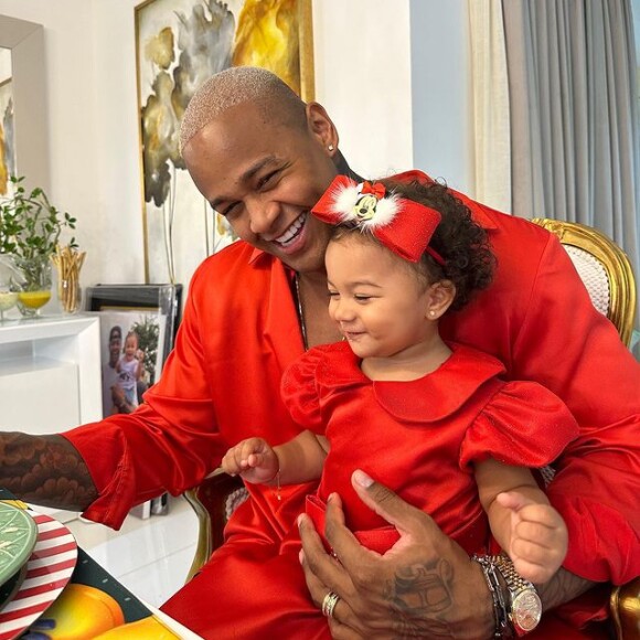 Lorena Improta afirmo que Léo Santana a ajuda a encontrar referências para a filha