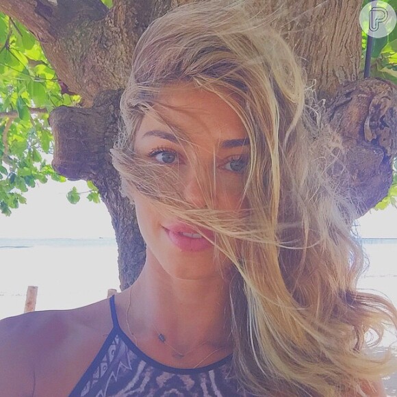 Grazi Massafera compartilhou em seu Instagram fotos da viagem ao litoral de Alagoas