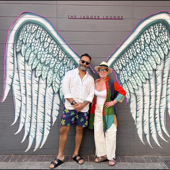 Ana Maria Braga e jornalista Fabio Arruda estão juntos desde o ano passado