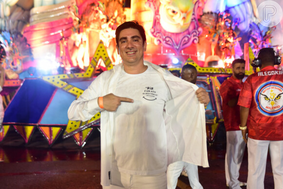 Carnaval 2023 da Estrela do Terceiro Milênio trouxe Marcelo Adnet fazendo homenagem ao ator Paulo Gustavo
