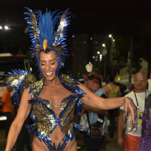 Carnaval 2023: Adriane Galisteu referenciou a famosa águia da Portela em fantasia