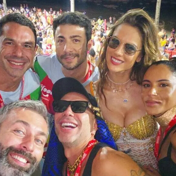 Marcus Buaiz curtiu camarote com Alessandra Ambrosio