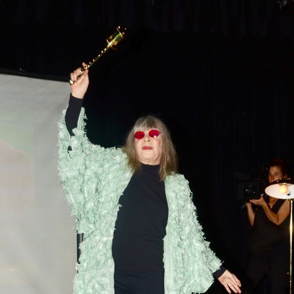 Rita Lee tem 75 anos, é rainha do rock nacional, cantora, compositora, apresentadora, atriz, radialista e escritora
