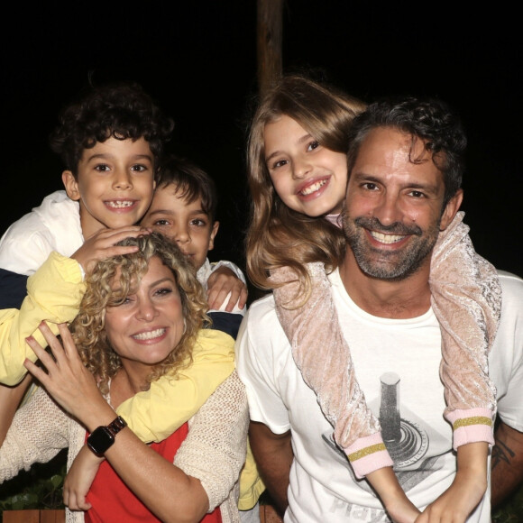 Bárbara Borges falou sobre a relação dos filhos com o namorado, Iran Malfitano