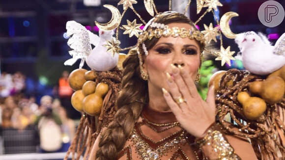 Viviane Araujo descartou aposentadoria do Carnaval