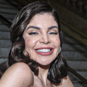 Gkay retirou preenchimento dos lábios e do rosto